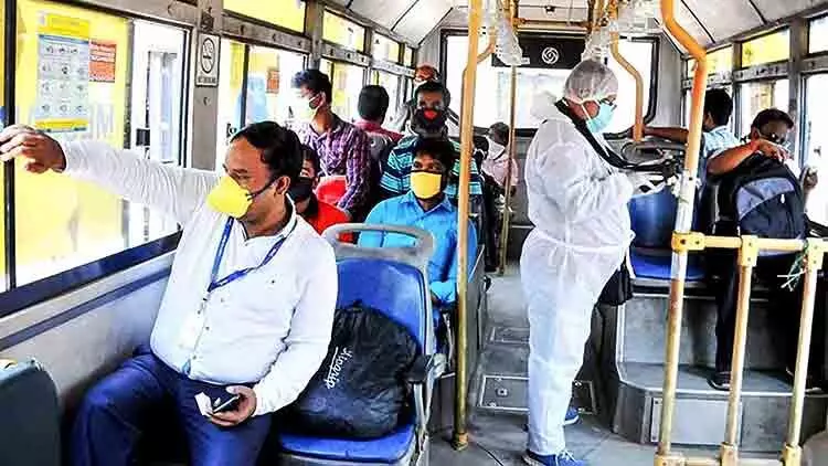 യാത്രകൾ അതിജീവനത്തിന് മാത്രമാകട്ടെ യാത്രകൾ അതിജീവനത്തിന് മാത്രമാകട്ടെ