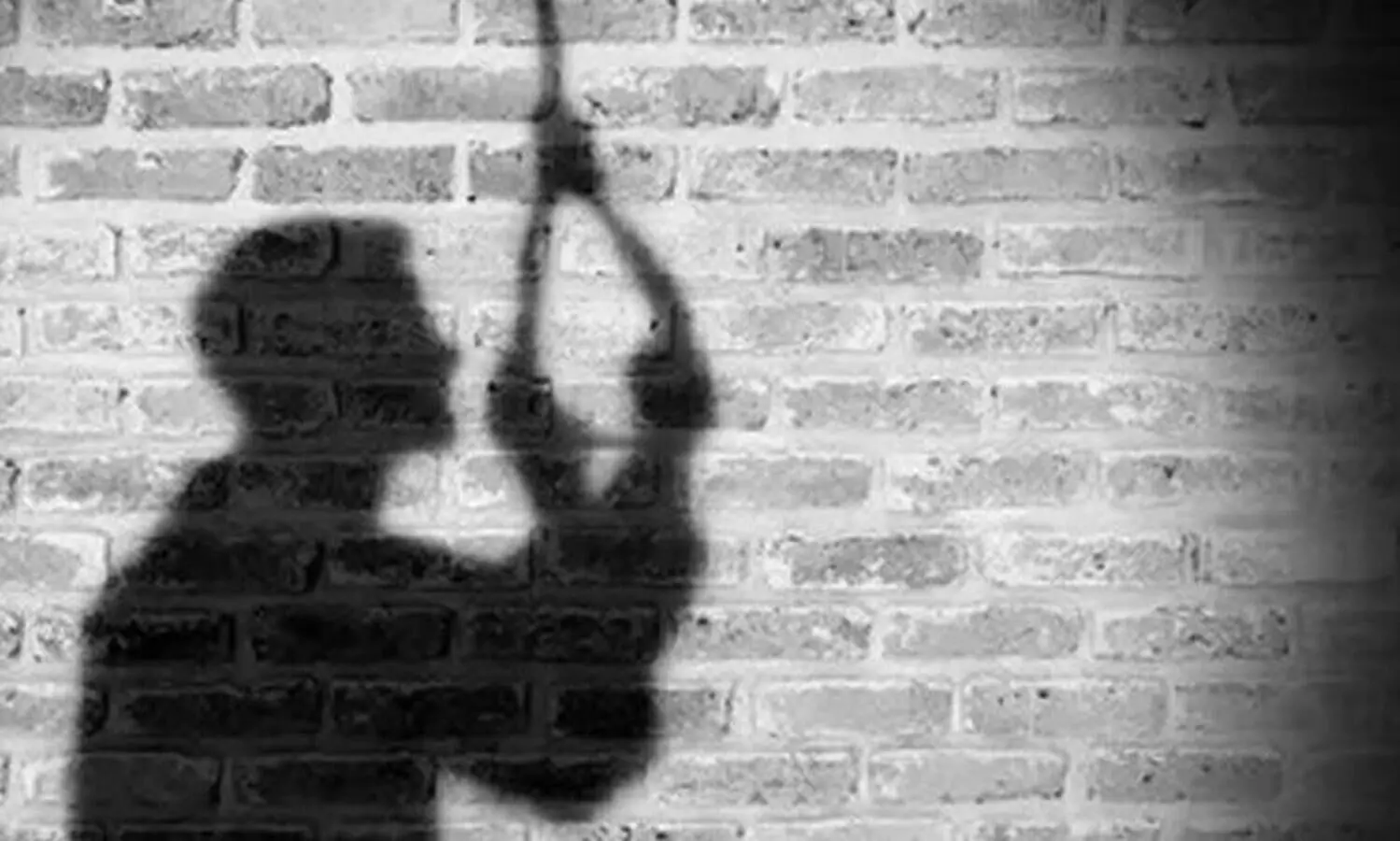 മരണത്തെ സ്നേഹിക്കുന്നവർ