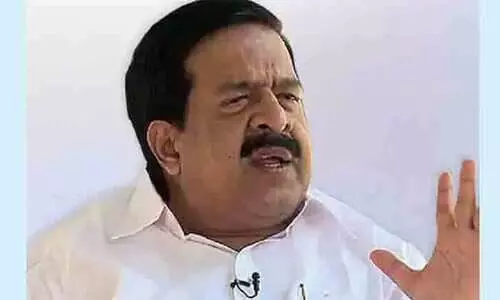 പ്രവാസികളോട്​ കോ​വി​ഡ് സർട്ടിഫിക്കറ്റ് ആവശ്യപ്പെടുന്നത്​ അനീതി –ചെന്നിത്തല