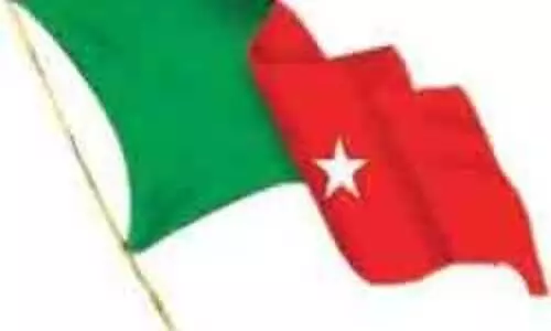 മ​ന്ത്രി​മ​ന്ദി​ര​ങ്ങ​ളി​ലേ​ക്ക് എസ്.ഡി.പി.ഐ മാർച്ച്