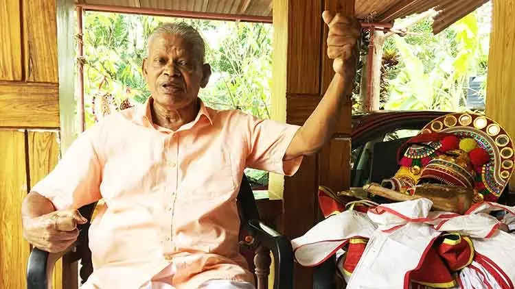 ജാതിഭേദം തുറന്നിട്ട തുള്ളൽ വഴി ജാതിഭേദം തുറന്നിട്ട തുള്ളൽ വഴി