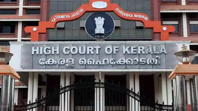 പ്രവാസി മടക്കം: നിബന്ധന വെക്കാൻ സംസ്ഥാനത്തിന് അധികാരമുേണ്ടായെന്ന് ഹൈകോടതി പരിശോധിക്കും പ്രവാസി മടക്കം: നിബന്ധന വെക്കാൻ സംസ്ഥാനത്തിന് അധികാരമുേണ്ടായെന്ന് ഹൈകോടതി പരിശോധിക്കും