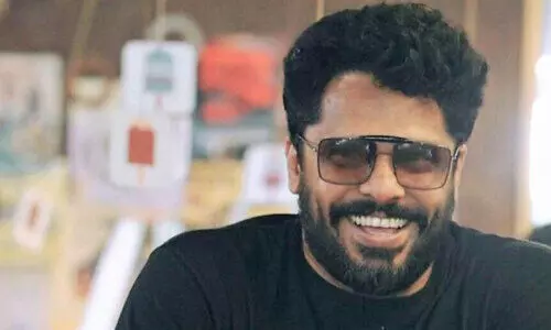 വേദനിപ്പിക്കുന്നെങ്കിൽ ബ്രിട്ടീഷുകാരെ മാത്രം; നിലപാട്​ വ്യക്​തമാക്കി ആഷിക്​ അബു