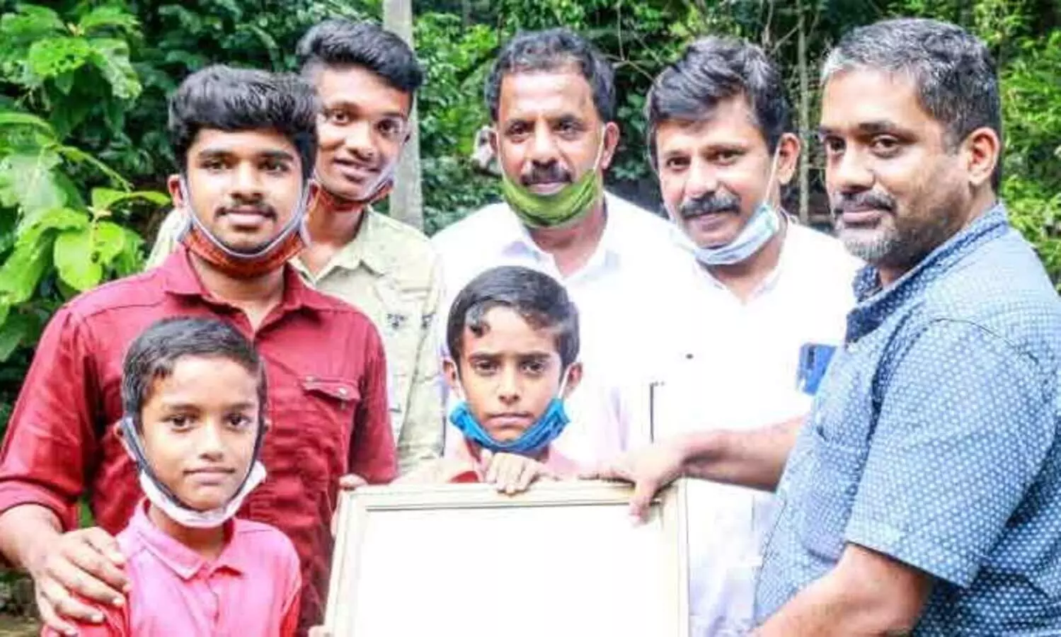 ഇ​വ​ർ സൂ​പ്പ​ർ ബോ​യ്​​സ്​