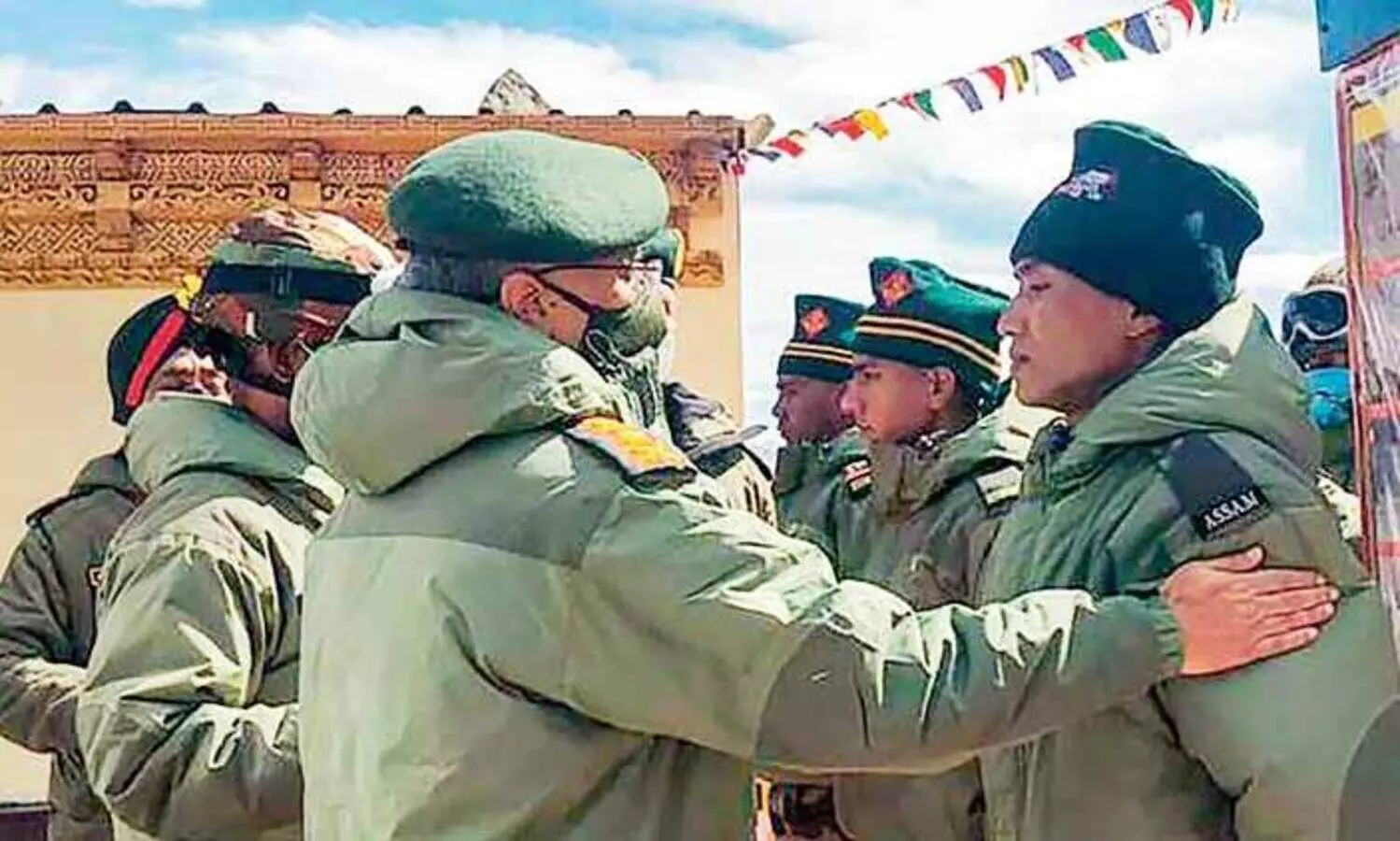 ചർച്ച, വാഗ്​യുദ്ധം; സൈനിക പിൻമാറ്റം വേഗത്തിലാക്കാൻ ചർച്ചയിൽ ധാരണ