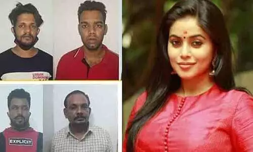 നടി ഷംന കാസിമിനെ വിവാഹാലോചന നടത്തി ബ്ലാക്ക് മെയിൽ ചെയ്യാൻ ശ്രമം; നാലുപേർ പിടിയിൽ