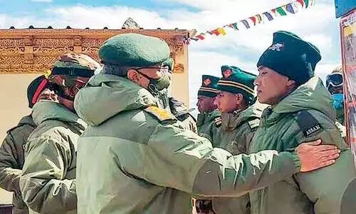 ചർച്ച, വാഗ്​യുദ്ധം; സൈനിക പിൻമാറ്റം വേഗത്തിലാക്കാൻ ചർച്ചയിൽ ധാരണ