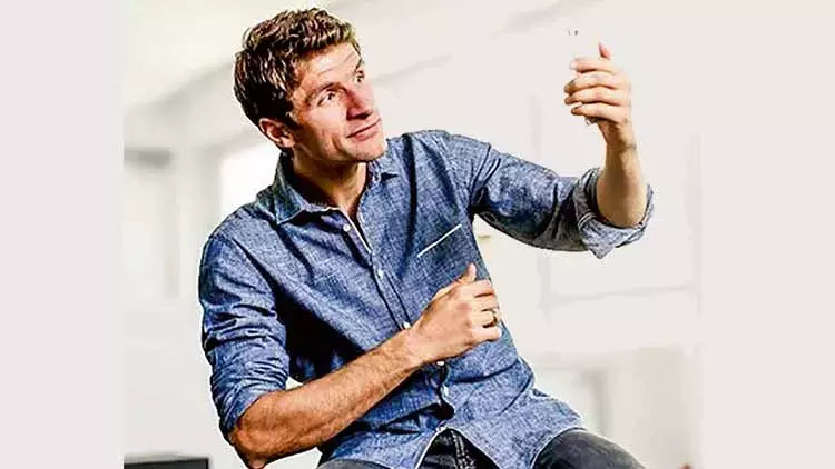 തോമസ് മ്യൂളർ കുട്ടികളുടെ പ്രിയ കഥപറച്ചിലുകാരൻ തോമസ് മ്യൂളർ കുട്ടികളുടെ പ്രിയ കഥപറച്ചിലുകാരൻ