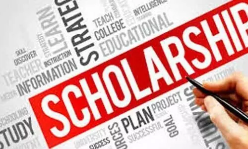 സ്കോളർഷിപ് തുക ലഭിക്കാൻ വിദ്യാർഥികൾ പ്രയാസപ്പെടുന്നു