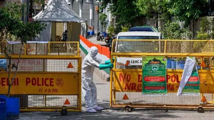 ഡൽഹി രാജ്യത്തെ പുതിയ ഹോട്സ്പോട്ട്; രോഗബാധിതരുടെ എണ്ണത്തിൽ മുംബൈയെ മറികടന്നു ഡൽഹി രാജ്യത്തെ പുതിയ ഹോട്സ്പോട്ട്; രോഗബാധിതരുടെ എണ്ണത്തിൽ മുംബൈയെ മറികടന്നു