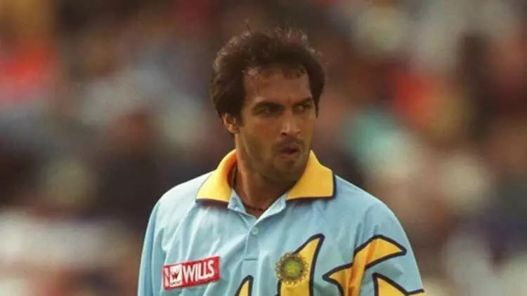 ലോക്ഡൗണിൽ കറങ്ങാനിറങ്ങി റോബിൻ സിങ്ങിന് പിഴ ലോക്ഡൗണിൽ കറങ്ങാനിറങ്ങി റോബിൻ സിങ്ങിന് പിഴ