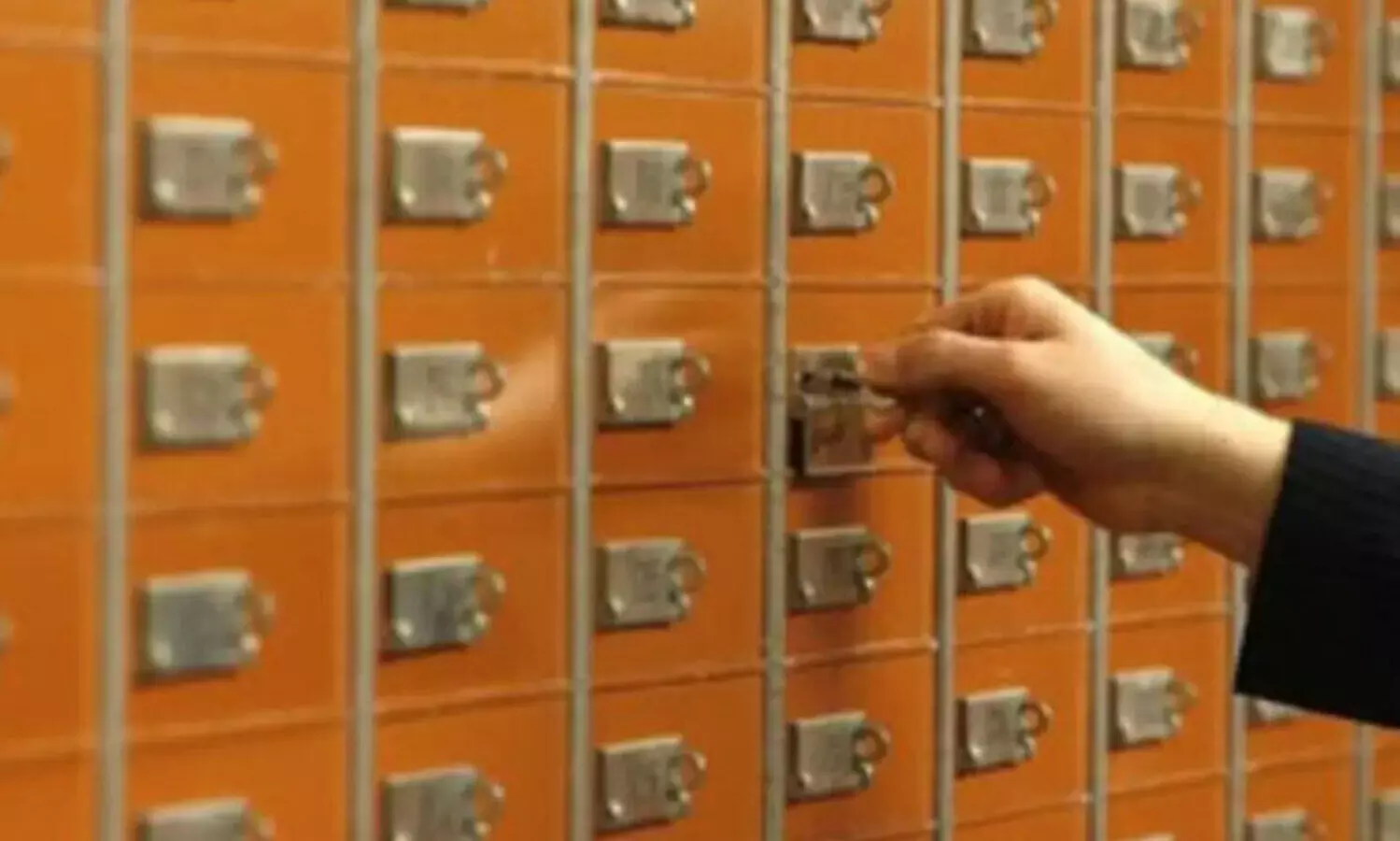 സ്വിസ്​ ബാങ്ക്​ നിക്ഷേപം ഇന്ത്യ 77ാം സ്​ഥാനത്ത്​; ബ്രിട്ടനും ​അമേരിക്കയും മുന്നിൽ