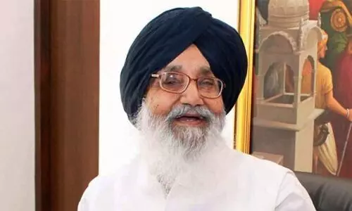 ജനാധിപത്യഘടനയിൽ സ്വയം പ്രതിരോധം പ്രധാനപ്പെട്ടത് -പ്രകാശ് സിങ് ബാദൽ