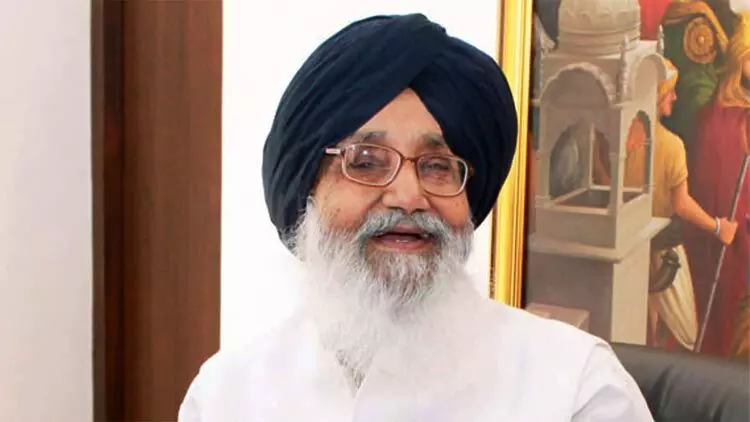 ജനാധിപത്യഘടനയിൽ സ്വയം പ്രതിരോധം പ്രധാനപ്പെട്ടത് -പ്രകാശ് സിങ് ബാദൽ