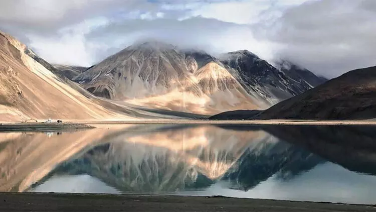 അതിർത്തിയിൽ പുതിയ ഹെലിപാഡ് നിർമാണവുമായി ചൈന അതിർത്തിയിൽ പുതിയ ഹെലിപാഡ് നിർമാണവുമായി ചൈന