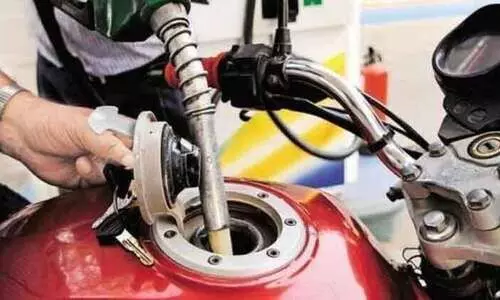 ഇന്ന്​ ​െപട്രോൾ, ഡീസൽ വില കൂടിയില്ല