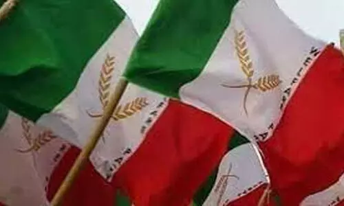 വെൽഫെയർ പാർട്ടി സൗജന്യ ചാർട്ടേഡ് വിമാനം കരിപ്പൂരിലെത്തി വെൽഫെയർ പാർട്ടി സൗജന്യ ചാർട്ടേഡ് വിമാനം കരിപ്പൂരിലെത്തി