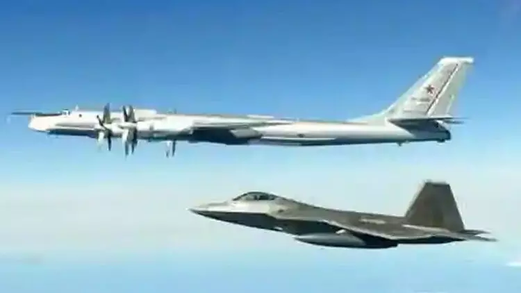 റഷ്യൻ വിമാനങ്ങൾ അലാസ്കക്ക് സമീപം തടഞ്ഞ് യു.എസ് റഷ്യൻ വിമാനങ്ങൾ അലാസ്കക്ക് സമീപം തടഞ്ഞ് യു.എസ്