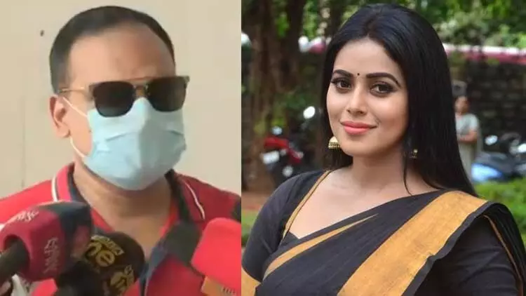 ബ്ലാക്മെയിൽ സംഘം 18 യുവതികളെ കൂടി വലയിലാക്കി