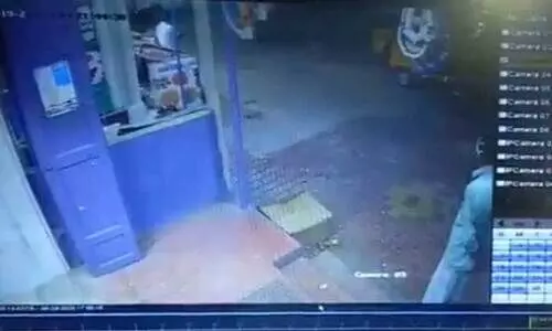 തൂത്തുകുടി കസ്റ്റഡിമരണം: സി.സി.ടി.വി ദൃശ്യങ്ങൾ പുറത്ത്​; പൊലീസി​െൻറ വാദങ്ങൾ പൊളിയുന്നു