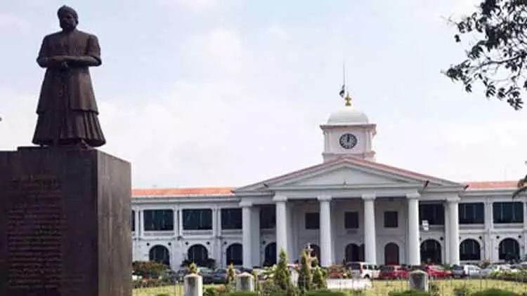 കേരള പുരസ്​കാരം മരണാനന്തര ബഹുമതിയാകില്ല;  പേരിനൊപ്പം ചേർത്ത്​ പ്രചരിപ്പിക്കാനുമാകില്ല