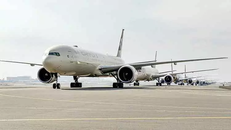 നാട്ടിലെത്താൻ ഇനി എംബസിയുടെ അനുമതി വേണ്ട നാട്ടിലെത്താൻ ഇനി എംബസിയുടെ അനുമതി വേണ്ട