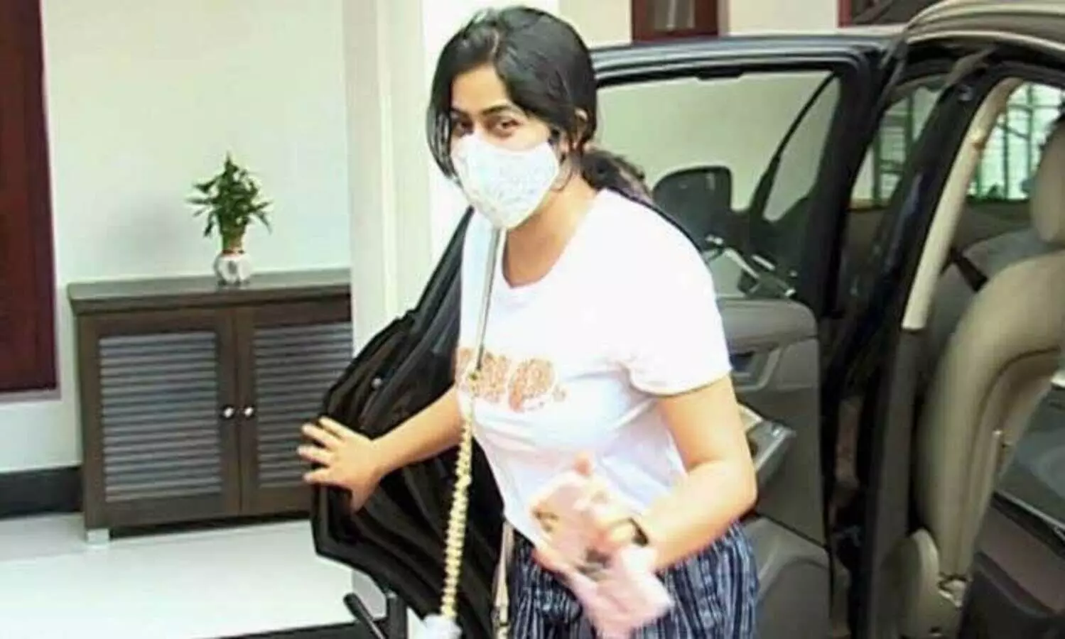 ബ്ലാക് മെയിലിങ് കേസ്: സിനിമാരംഗത്തുള്ളവരുടെ കൂടുതൽ പേരുടെ മൊഴിയെടുക്കും