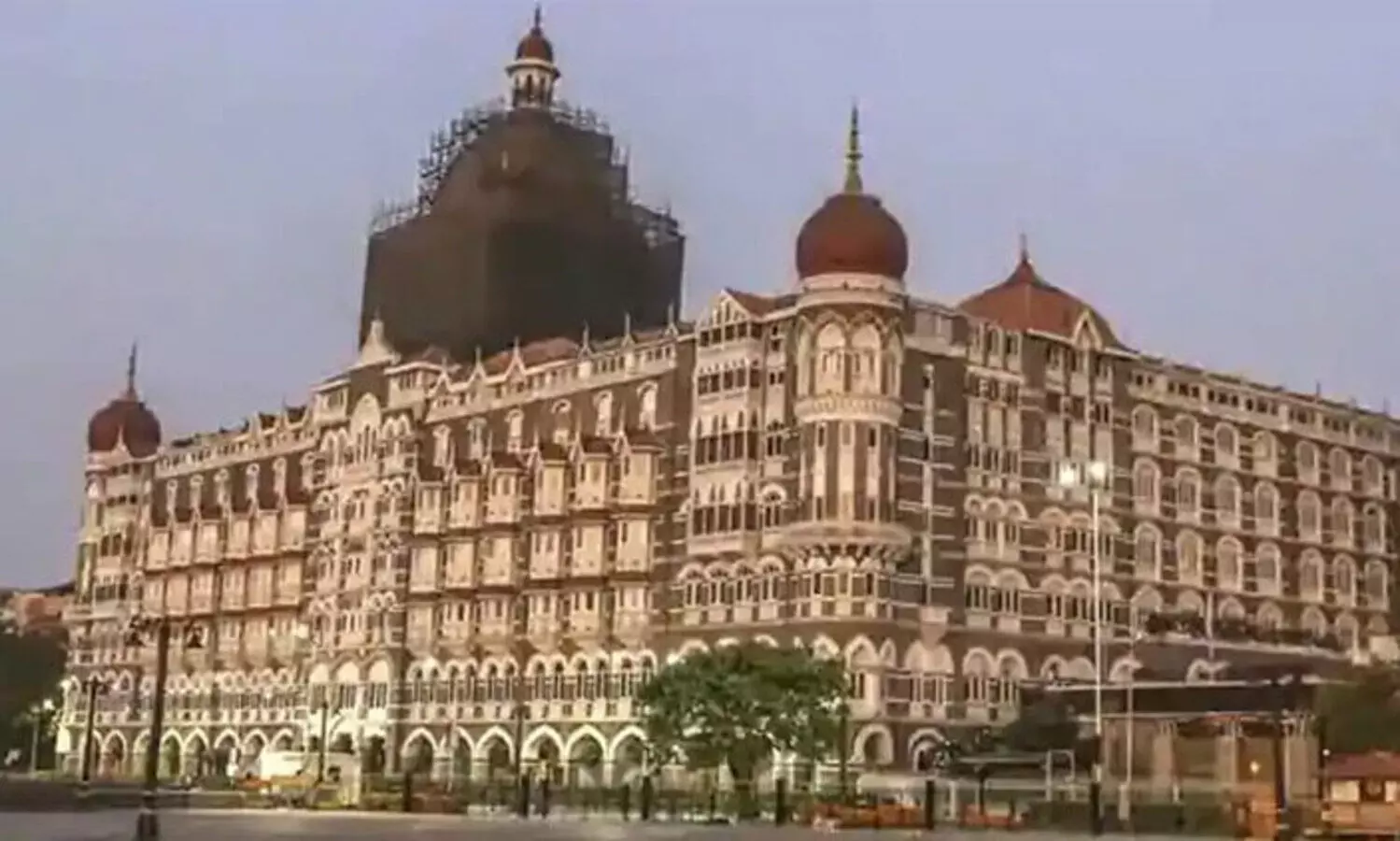 താജ്​ ഹോട്ടലുകൾ ആക്രമിക്കുമെന്ന് ലശ്​കറെ ത്വയ്ബ​​ ഭീഷണി; സുരക്ഷ ശക്തമാക്കി പൊലീസ്