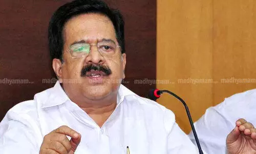 മുഖ്യമന്ത്രി കുത്തക കമ്പനിയുടെ വക്താവായി മാറി - ചെന്നിത്തല