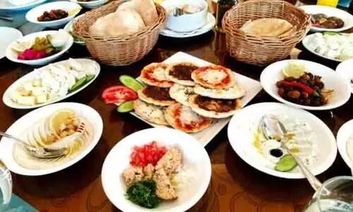 ഖത്തർ: റസ്​റ്റാറൻറുകൾ​ തുറക്കാം; രണ്ടാംഘട്ട ഇളവ്​ നാളെ മുതൽ