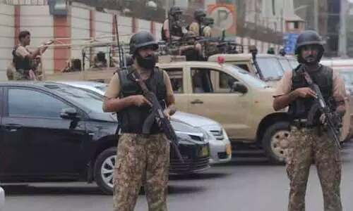 കറാച്ചി സ്റ്റോക്ക് എക്സ്ചേഞ്ച് ഭീകരാക്രമണത്തിന്​ പിന്നിൽ ഇന്ത്യ -ഇമ്രാൻ ഖാൻ