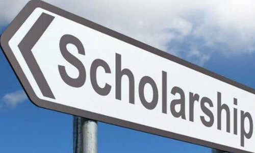 സ്കോളർഷിപ്പുകൾ