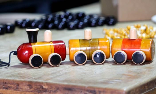 കളിപ്പാട്ടത്തിന്‍റെ പ്രായം അറിയണം