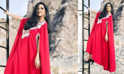 വസ്ത്രങ്ങളില്‍ പുതുമകള്‍ തുന്നി 