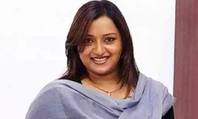 സ്വർണക്കടത്തിനും ഒളിവിൽ പോകാനും ഉന്നതർ സഹായിച്ചെന്ന് സ്വപ്ന സ്വർണക്കടത്തിനും ഒളിവിൽ പോകാനും ഉന്നതർ സഹായിച്ചെന്ന് സ്വപ്ന