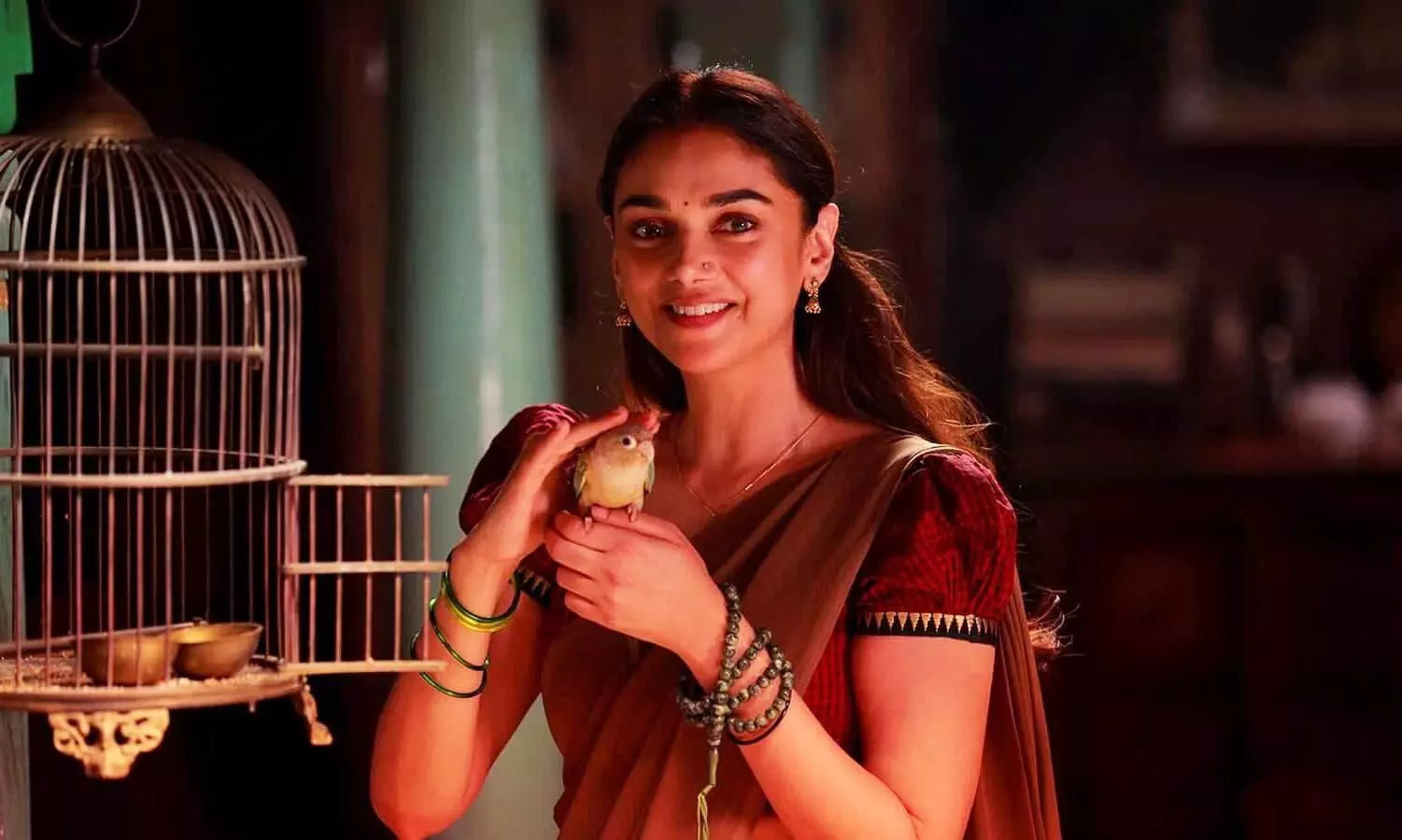 ‘സൂഫിയും സുജാതയും’ എന്റെ ആദ്യ മലയാള സിനിമ -അദിതി റാവു ‘സൂഫിയും സുജാതയും’ എന്റെ ആദ്യ മലയാള സിനിമ -അദിതി റാവു