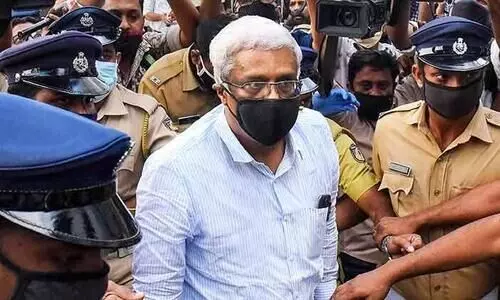 പണമിടപാടിൽ ശിവശങ്കറിന്​ പ​​ങ്കെന്ന്​; ചാർ​ട്ടേഡ്​ അക്കൗണ്ടൻറുമായി നടത്തിയ വാട്​സാപ്പ്​ ചാറ്റ്​ പുറത്ത്​