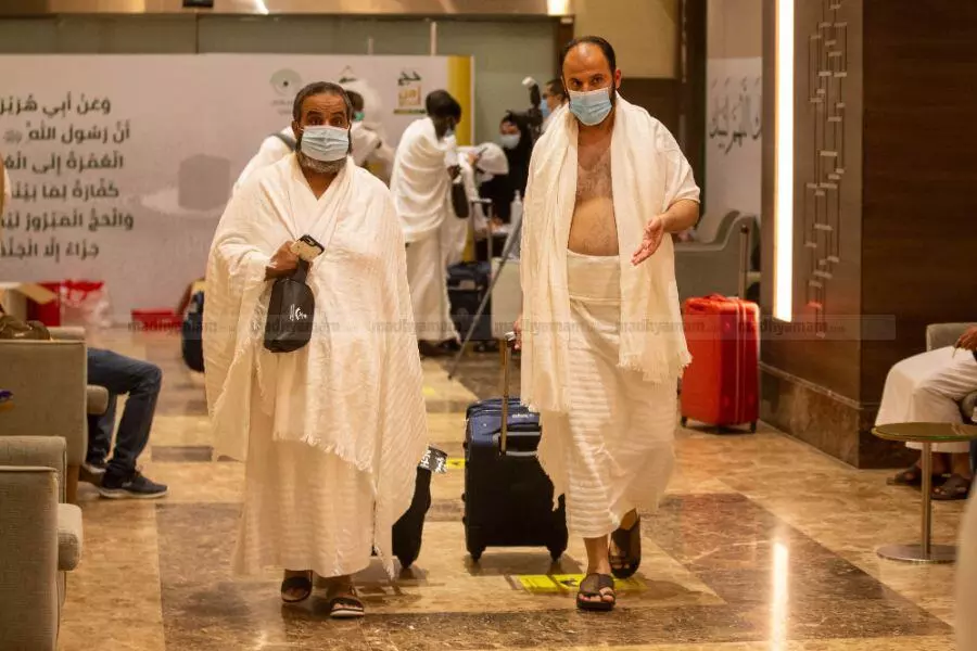 ലബ്ബൈക്കല്ലാഹുമ്മ ലബ്ബൈക്ക്