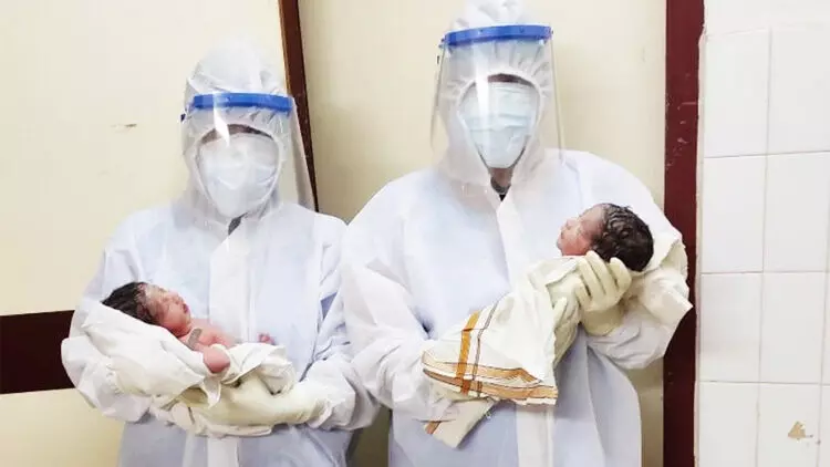 കേരളത്തിന് സന്തോഷനിമിഷം; കോവിഡ് ബാധിതയായ യുവതി ഇരട്ടക്കുട്ടികൾക്ക് ജന്മം നൽകി കേരളത്തിന് സന്തോഷനിമിഷം; കോവിഡ് ബാധിതയായ യുവതി ഇരട്ടക്കുട്ടികൾക്ക് ജന്മം നൽകി