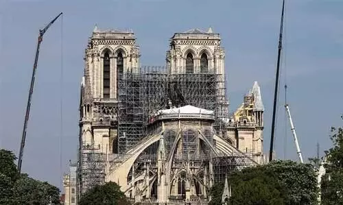 നോത്രദാമിലെ ഒാർഗന്‍റെ അറ്റകുറ്റപ്പണി തുടങ്ങി; പൂർത്തിയാകാൻ നാലു വർഷം