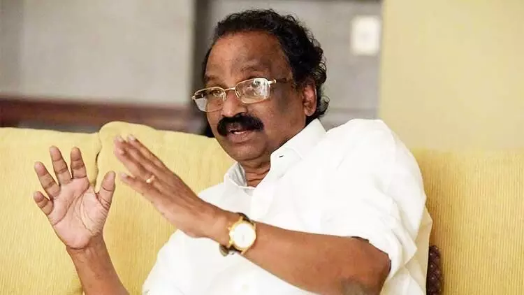 ഗൺമാന് കോവിഡ്; മന്ത്രി എ.കെ. ബാലൻ ക്വാറൻറീനിൽ ഗൺമാന് കോവിഡ്; മന്ത്രി എ.കെ. ബാലൻ ക്വാറൻറീനിൽ