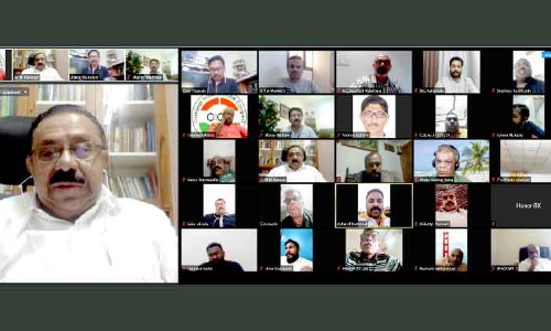 കോ​വി​ഡി​നെ​ക്കാ​ൾ വേ​ഗ​ത്തി​ൽ വ​ർ​ഗീ​യ വൈ​റ​സി​നെ പ​ട​ർ​ത്തു​ന്നു –എം.​എം. ഹ​സ്സ​ൻ