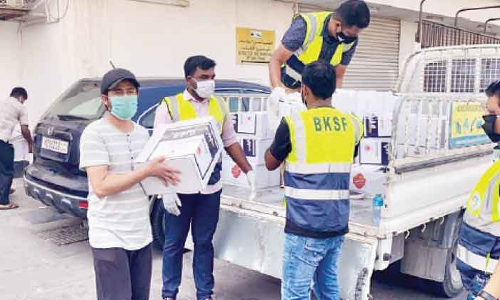 ബി.​കെ.​എ​സ്.​എ​ഫ്​ ഭ​ക്ഷ​ണ കി​റ്റു​ക​ൾ വി​ത​ര​ണം ചെ​യ്​​തു