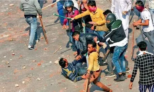 പൗ​​ര​​ത്വ പ്ര​​ക്ഷോ​​ഭ​​ക​​രെ വേ​​ട്ട​​യാ​​ടു​​ന്ന​​തി​​െ​ൻ​റ രാ​ഷ്​​ട്രീ​​യം