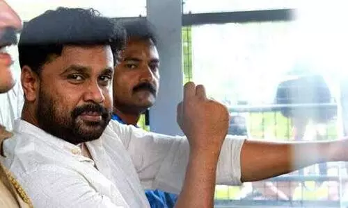 ഇരയായ നടിക്ക്​ നീതി പ്രതീക്ഷിക്കുന്നില്ലെന്ന്​ ​സ്​പെഷൽ പ്രോസിക്യൂട്ടർ; നടൻ പ്രതിയായ കേസി​െൻറ വിചാരണ നിർത്തി