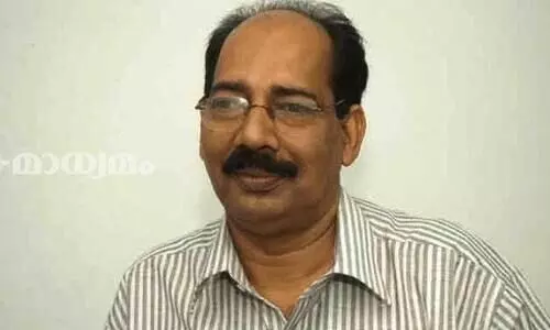 കഥാകാരനോട് പരിഭവം പറഞ്ഞ് കഥാപാത്രങ്ങൾ