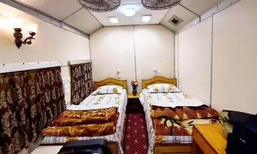 ആഡംബരവുമായി റെയിൽവേയുടെ സലൂൺ കോച്ചുകൾ