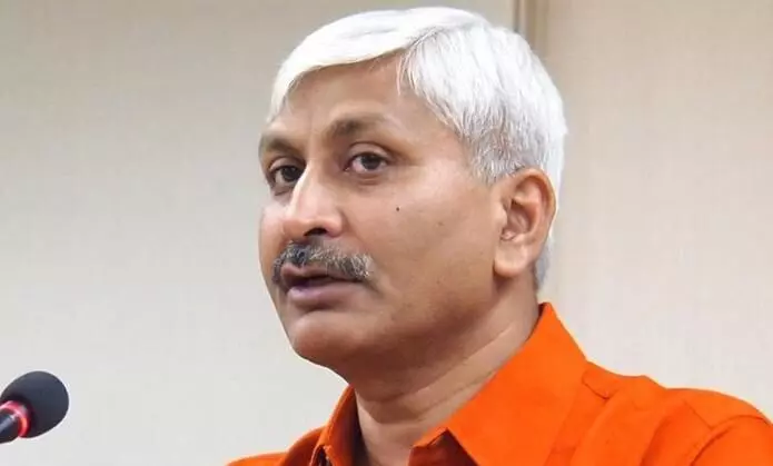 ഡൽഹി കലാപം: പ്രഫസർ അപൂർവാനന്ദിനെ ചോദ്യം ചെയ്തു, ഫോൺ പിടിച്ചെടുത്തു ഡൽഹി കലാപം: പ്രഫസർ അപൂർവാനന്ദിനെ ചോദ്യം ചെയ്തു, ഫോൺ പിടിച്ചെടുത്തു