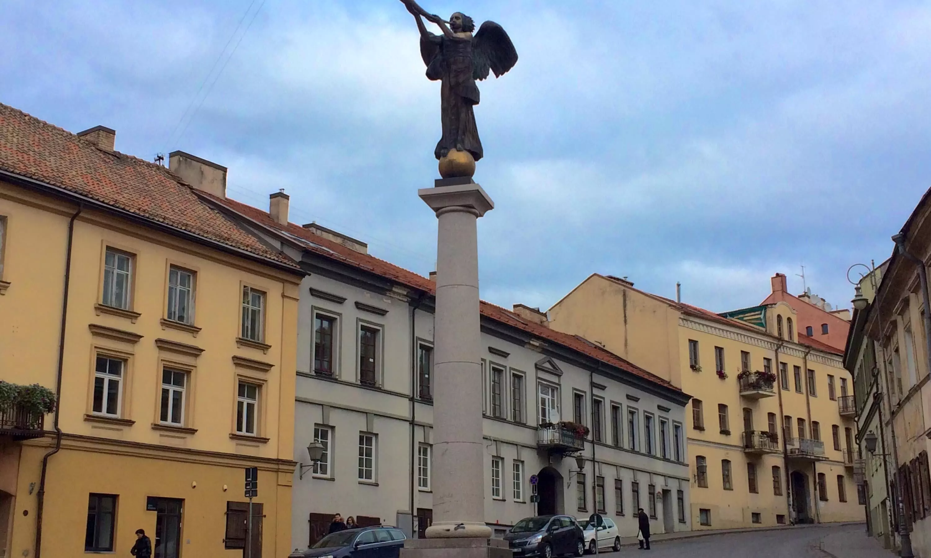 148 ഏക്കറിൽ ഒരു രാജ്യം, കാവൽക്കാരും കള്ളൻമാരുമില്ല 148 ഏക്കറിൽ ഒരു രാജ്യം, കാവൽക്കാരും കള്ളൻമാരുമില്ല