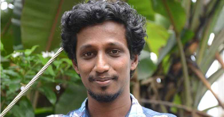 ഉള്ളിൽ തീ സൂക്ഷിക്കുന്ന യുവാക്കളോട് ഉള്ളിൽ തീ സൂക്ഷിക്കുന്ന യുവാക്കളോട്